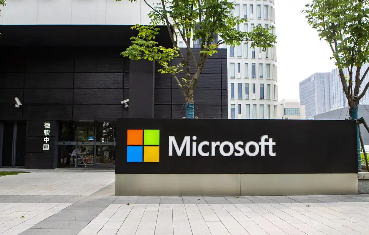 Ai版"app Store"来了？亚马逊入局内容授权市场：出版商向大模型"收租"时代开启